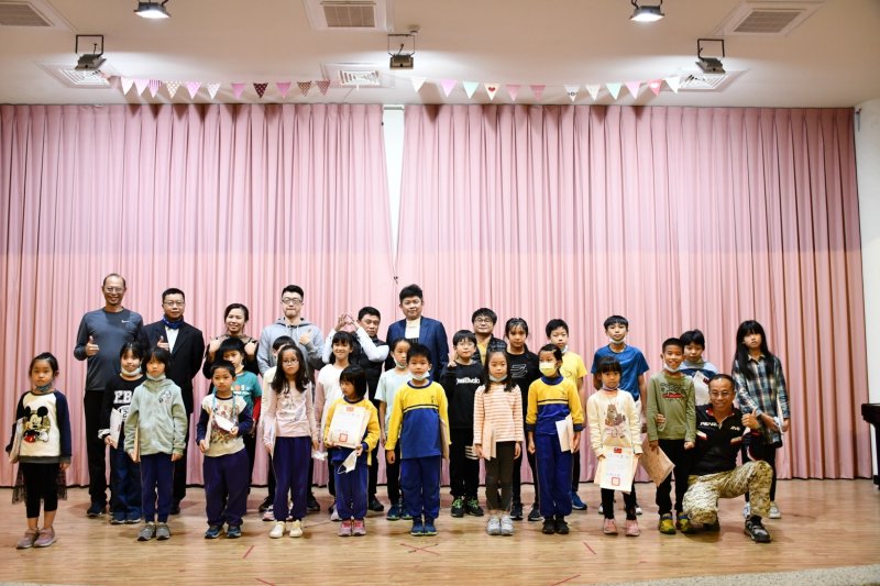 slider image 32